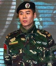 特种兵李海龙个人资料,特种兵李海龙传奇人生